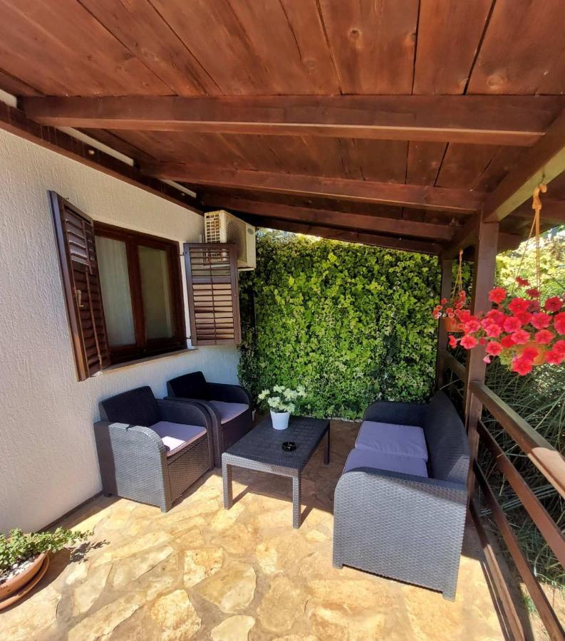 The Big Smile Apartments PUY 외부 사진